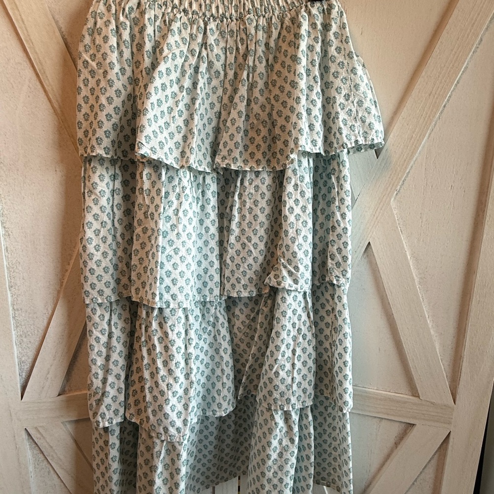Tiered Maxi Skirt in Light Blue Floral - Picture 2 of 4